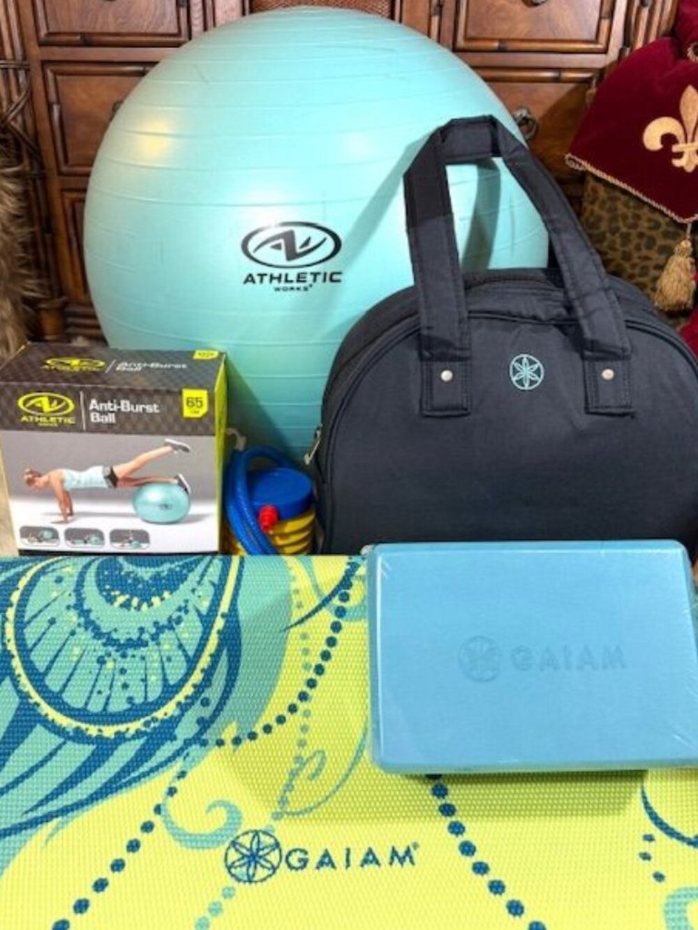 5pc Yoga Set Anti-Burst Ball Air Pump + GAIAM Yoga Block + GAIAM Yoga Mat + Tote